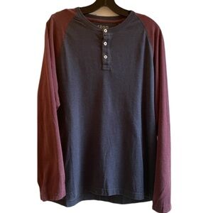 Izod Men's Color-Blocked Long-Sleeve Jersey in Blue & Red. Size M.